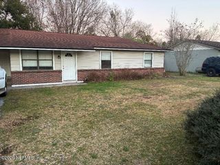 440 ROBERTS Street, Green Cove Springs, FL 32043