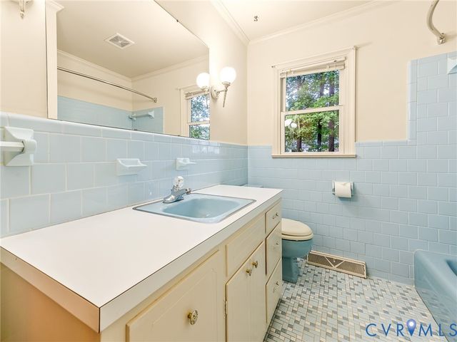 12911 Percival St, Chester, VA 23831