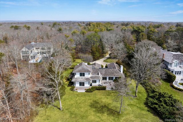 7 Penniman Point Road, Quogue, NY 11959