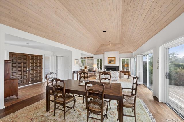 7 Penniman Point Road, Quogue, NY 11959