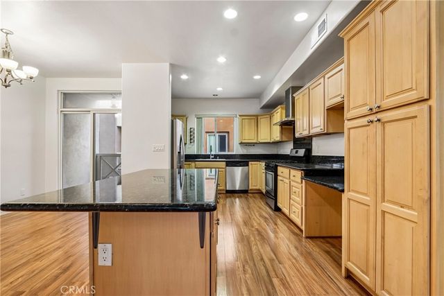 11622 Oxnard Street, North Hollywood, CA 91606