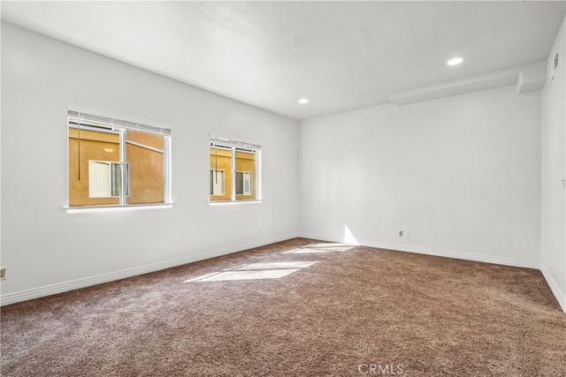 11622 Oxnard Street, North Hollywood, CA 91606