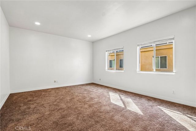 11622 Oxnard Street, North Hollywood, CA 91606