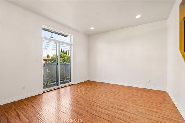 11622 Oxnard Street, North Hollywood, CA 91606