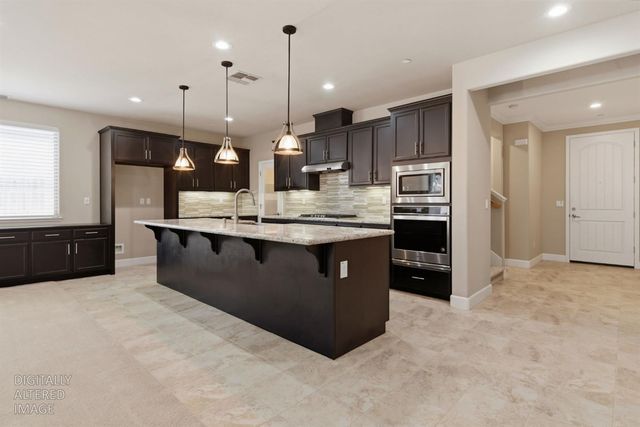 1632 Banister Ln, Manteca, CA 95337