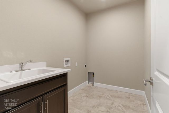 1632 Banister Ln, Manteca, CA 95337