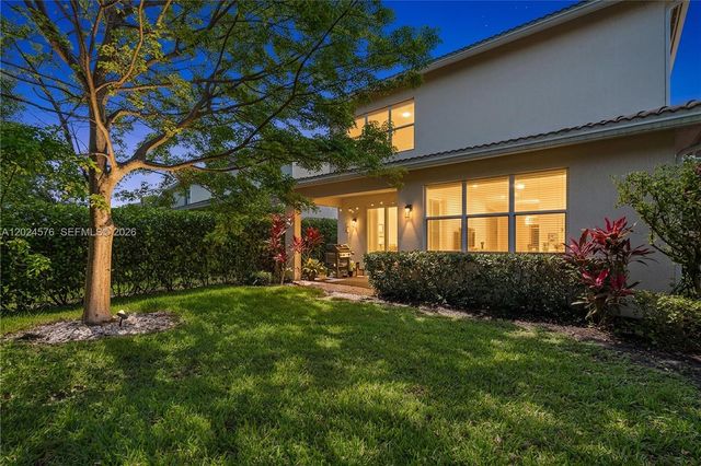 4325 Large Leaf Ln, Hollywood, FL 33021
