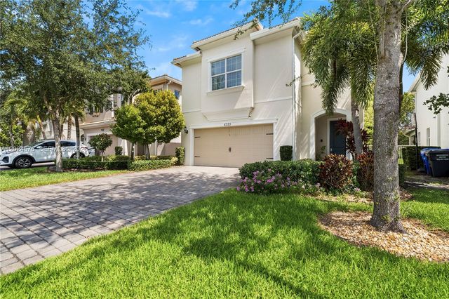 4325 Large Leaf Ln, Hollywood, FL 33021