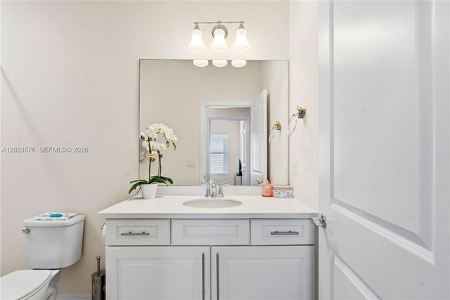 4325 Large Leaf Ln, Hollywood, FL 33021