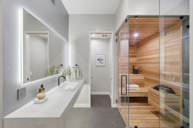 90 Crescent Drive, Palo Alto, CA 94301