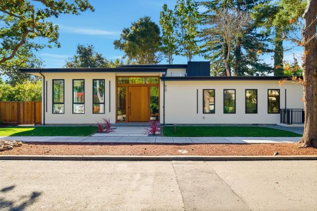 90 Crescent Drive, Palo Alto, CA 94301