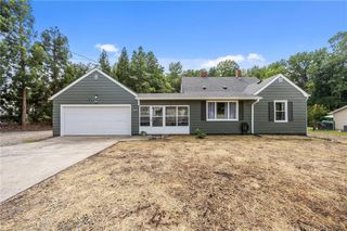 605 Piney Grove Road, Kernersville, NC 27284