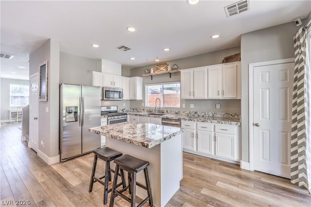 5016 Lone Wolf Avenue, Las Vegas, NV 89131