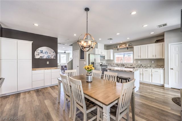 5016 Lone Wolf Avenue, Las Vegas, NV 89131