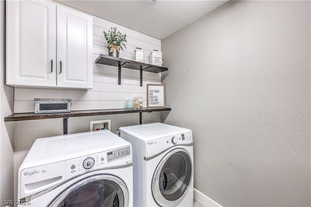 5016 Lone Wolf Avenue, Las Vegas, NV 89131