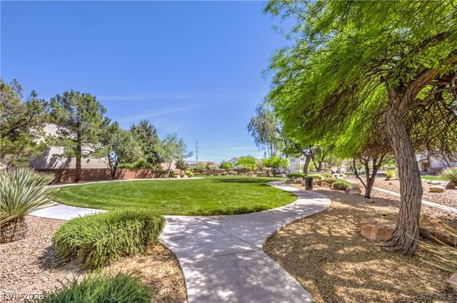 5016 Lone Wolf Avenue, Las Vegas, NV 89131