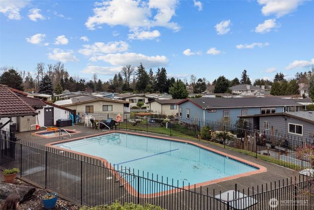 11436 SE 208th Street #180, Kent, WA 98031