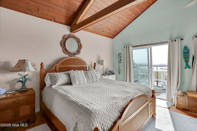 306 Waterway Drive, Sneads Ferry, NC 28460