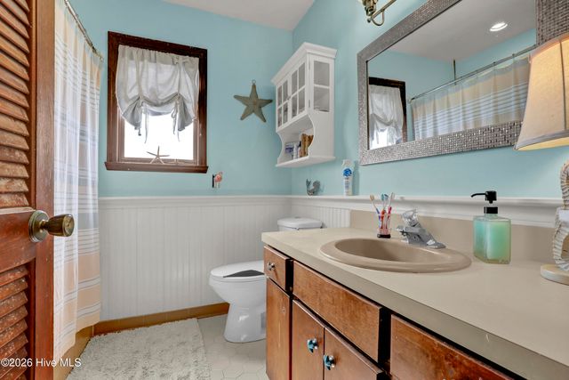 306 Waterway Drive, Sneads Ferry, NC 28460