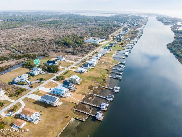 306 Waterway Drive, Sneads Ferry, NC 28460