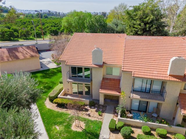 7088 Seville, Riverside, CA 92504