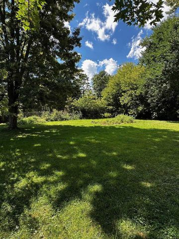 284 E Saint Clair Street, Romeo, MI 48065