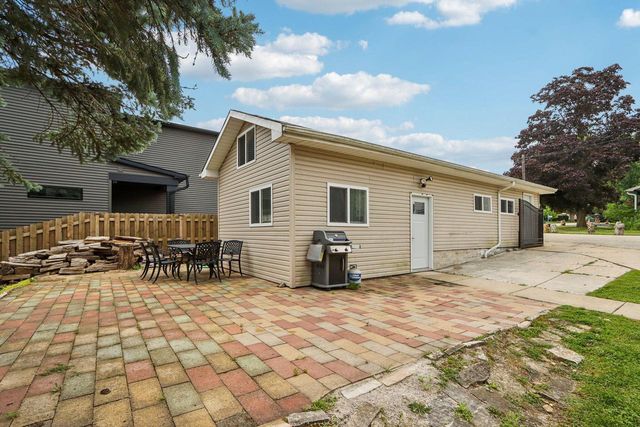 12719 234th AVENUE, Trevor, WI 53179