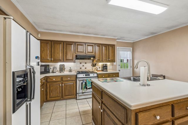 7102 Hartsville Pike, Lebanon, TN 37087