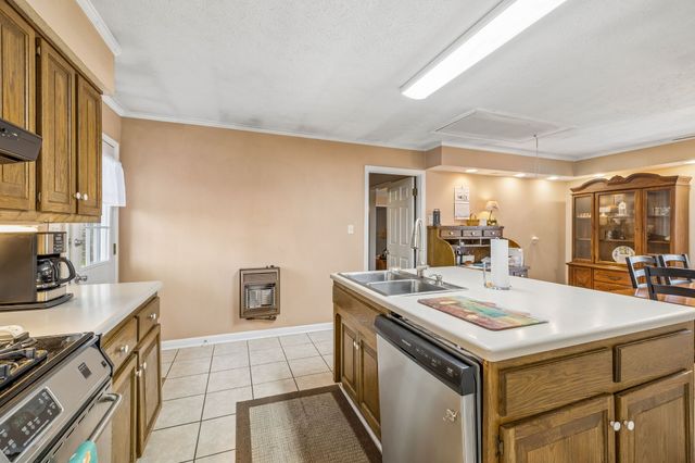 7102 Hartsville Pike, Lebanon, TN 37087