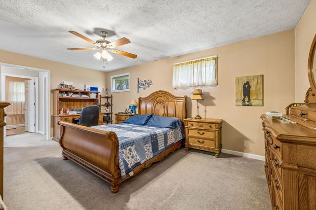 7102 Hartsville Pike, Lebanon, TN 37087
