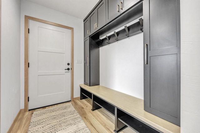 W6084 AUTUMN MIST TRAIL, Appleton, WI 54913