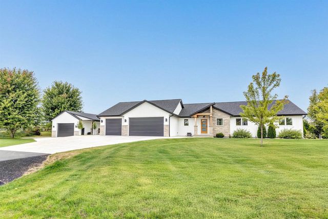 W6084 AUTUMN MIST TRAIL, Appleton, WI 54913