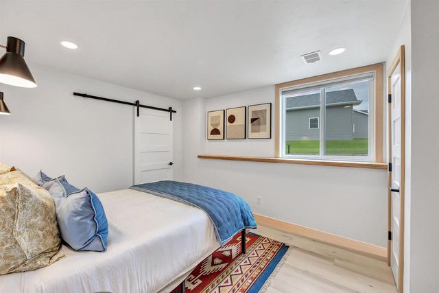 W6084 AUTUMN MIST TRAIL, Appleton, WI 54913