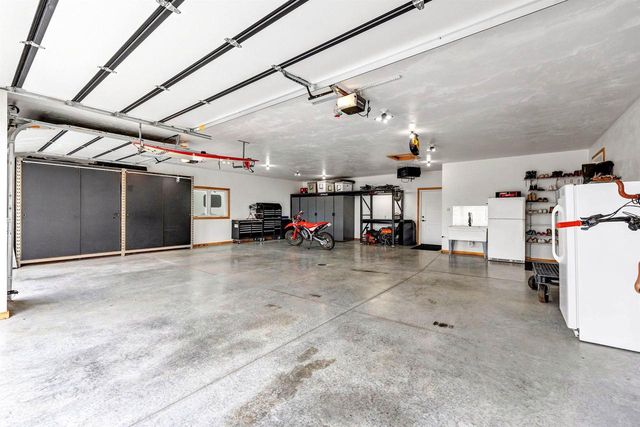 W6084 AUTUMN MIST TRAIL, Appleton, WI 54913