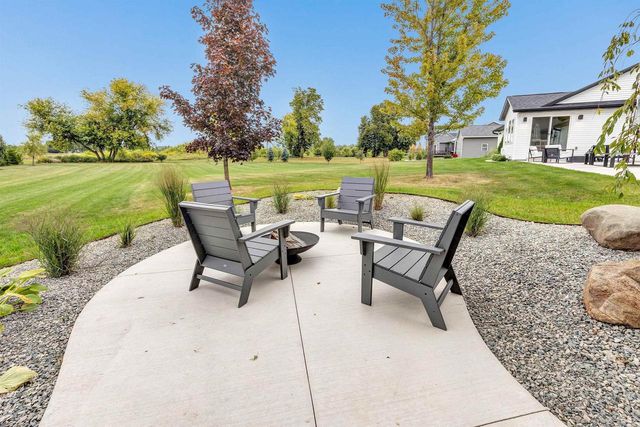 W6084 AUTUMN MIST TRAIL, Appleton, WI 54913