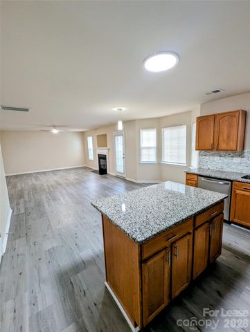 5610 Fenway Drive, Charlotte, NC 28273