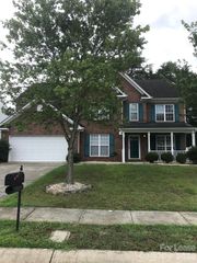 5610 Fenway Drive, Charlotte, NC 28273