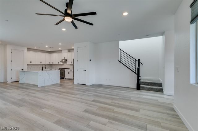 11537 Cedar Shore Avenue, Las Vegas, NV 89138