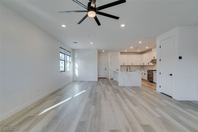 11537 Cedar Shore Avenue, Las Vegas, NV 89138