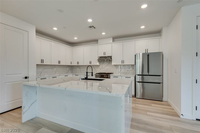 11537 Cedar Shore Avenue, Las Vegas, NV 89138