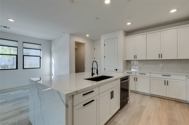 11537 Cedar Shore Avenue, Las Vegas, NV 89138