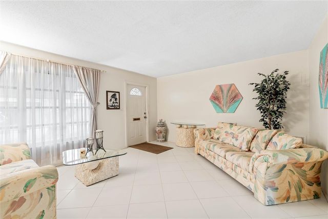 5702 NW 47th Lane, Tamarac, FL 33319