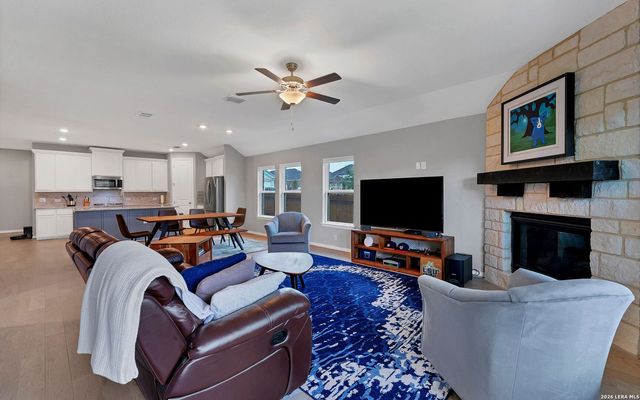 1649 Ranch House, New Braunfels, TX 78132