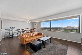 3713 S GEORGE MASON DR #1216W, Baileys Crossroads, VA 22041