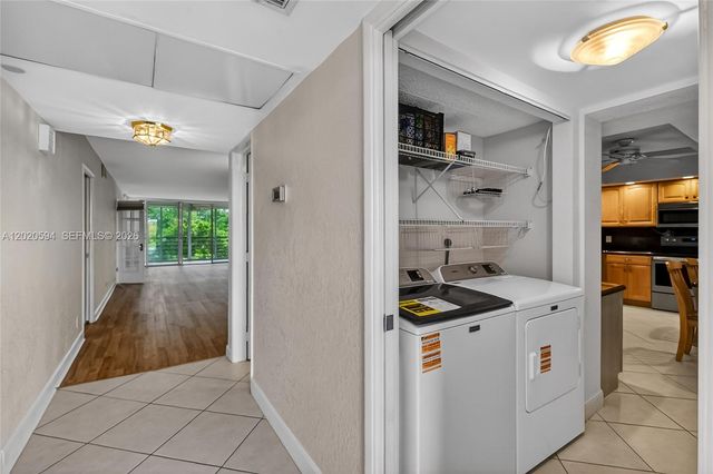 4015 W Palm Aire Dr 502, Pompano Beach, FL 33069