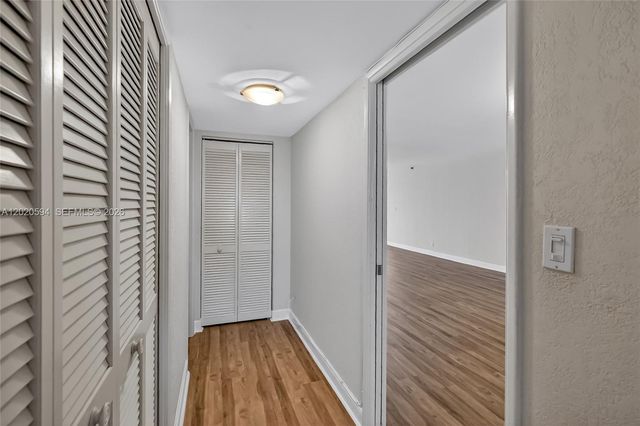 4015 W Palm Aire Dr 502, Pompano Beach, FL 33069