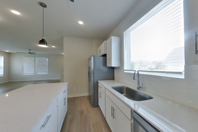 359 Park Glen Dr, Mount Juliet, TN 37122