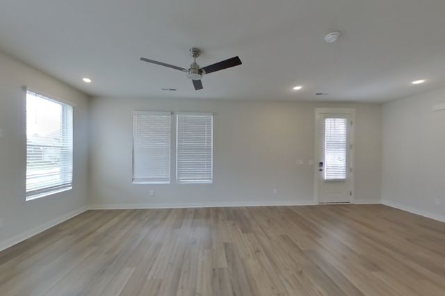 359 Park Glen Dr, Mount Juliet, TN 37122