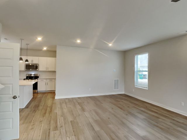 359 Park Glen Dr, Mount Juliet, TN 37122
