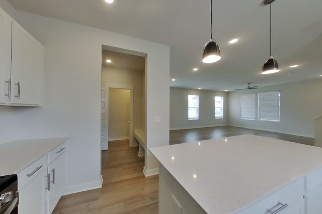 359 Park Glen Dr, Mount Juliet, TN 37122